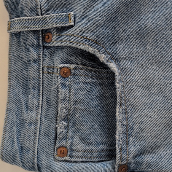 Levi's Light Blue 501 High Rise Button Fly Jean Shorts,  Size 30 - Picture 9 of 12